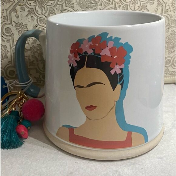 Frida Kahlo Mug NWT - Picture 1 of 5